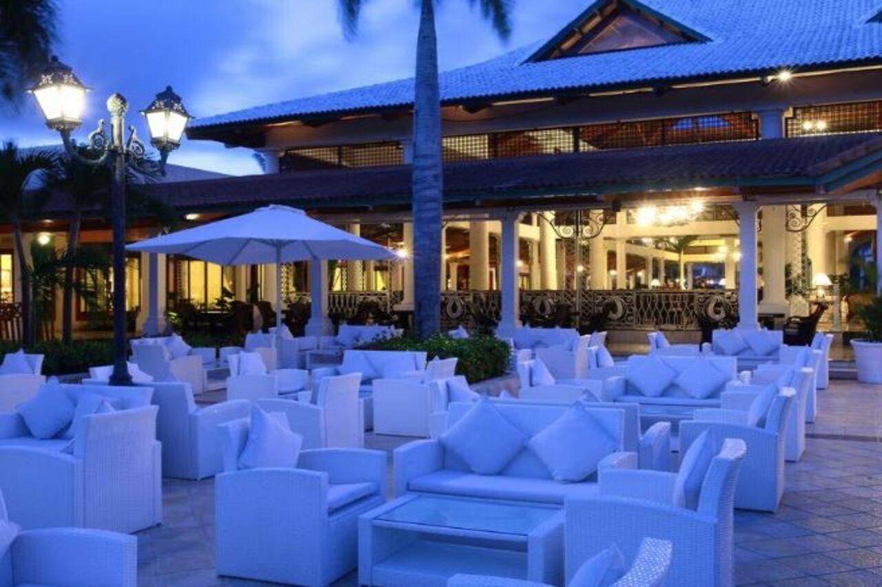 Bahia Principe Grand Bavaro Punta Cana Ngoại thất bức ảnh The lobby of the resort